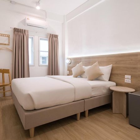 Hotel Papa Bangkok Siriraj Eksteriør billede