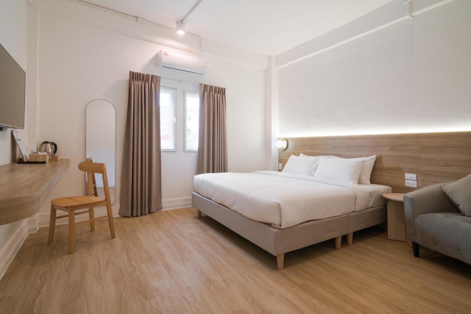 Hotel Papa Bangkok Siriraj Eksteriør billede